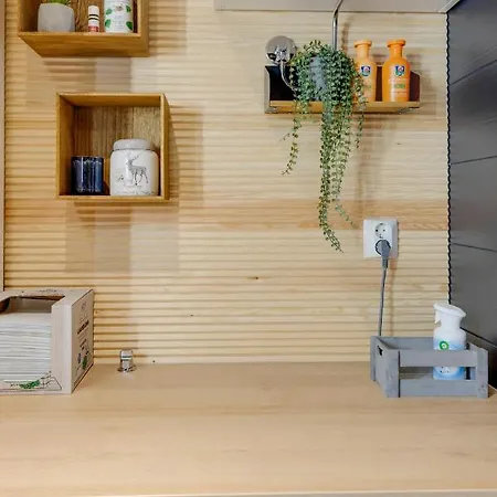 Karhukoto Center 3,5 Km Incl Wifi, Ac, Fireplace, Sauna 샬레 루카