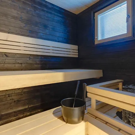 Karhukoto Center 3,5 Km Incl Wifi, Ac, Fireplace, Sauna